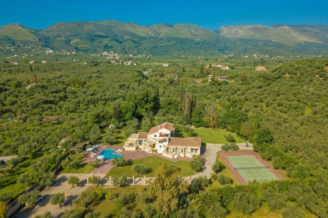 Astarte Villas - Istar Villa With Tennis Court Makhairádhon المظهر الخارجي الصورة