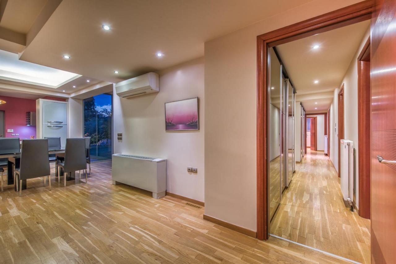Astarte Villas - Istar Villa With Tennis Court Makhairádhon المظهر الخارجي الصورة