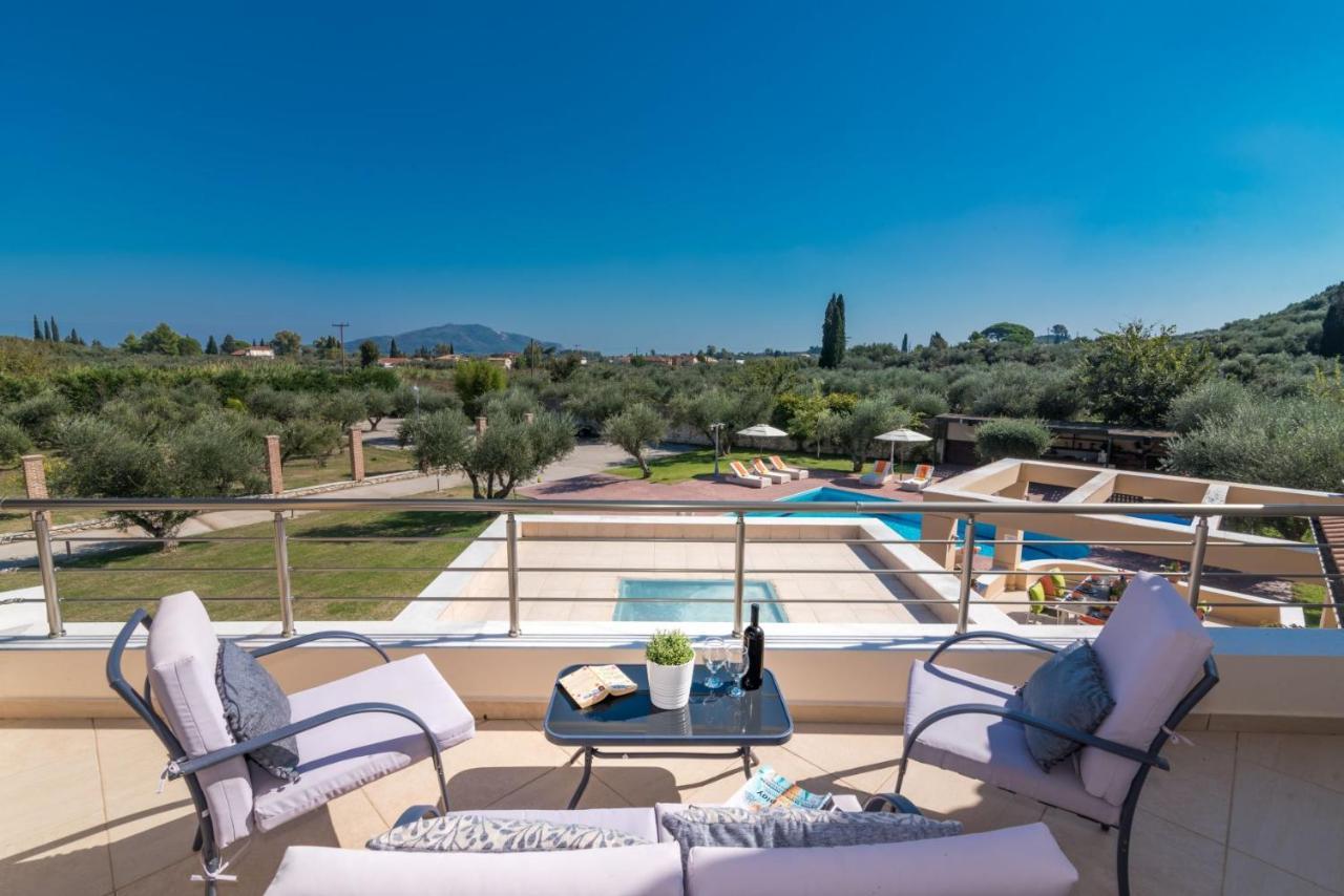 Astarte Villas - Istar Villa With Tennis Court Makhairádhon المظهر الخارجي الصورة