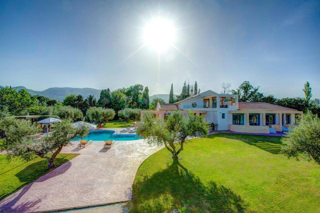 Astarte Villas - Istar Villa With Tennis Court Makhairádhon المظهر الخارجي الصورة