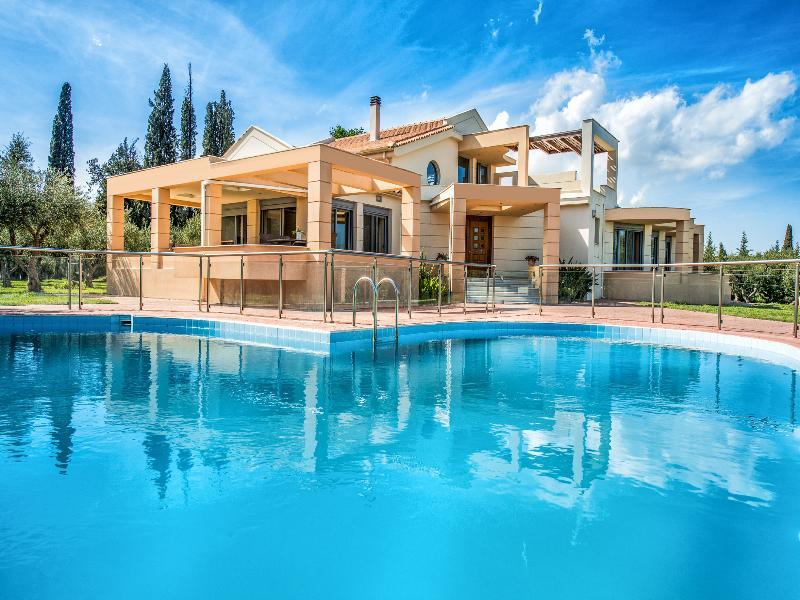 Astarte Villas - Istar Villa With Tennis Court Makhairádhon المظهر الخارجي الصورة