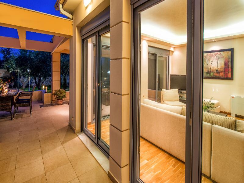 Astarte Villas - Istar Villa With Tennis Court Makhairádhon المظهر الخارجي الصورة